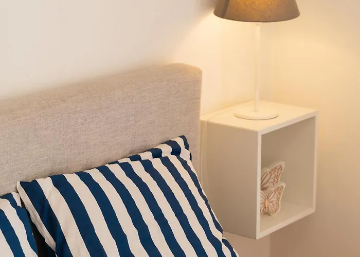 Blue Dawn Center Flat *